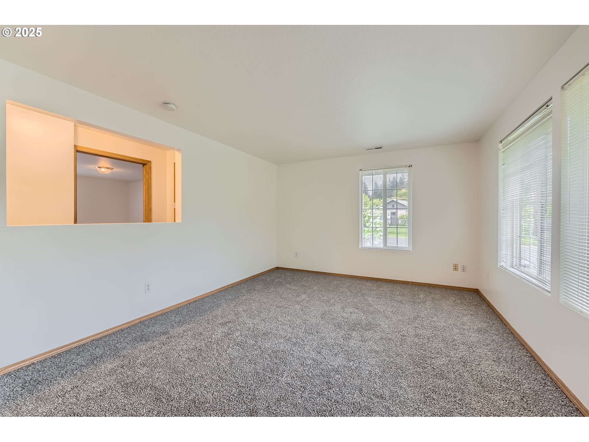 1006 NE 45TH ST C8