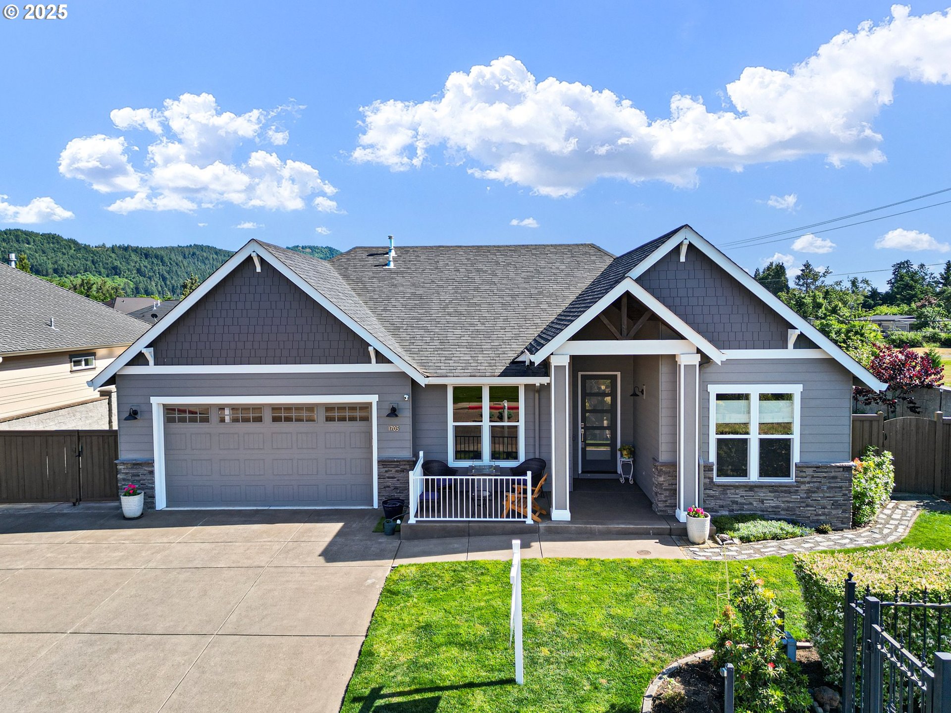 1705 TREVINO RD