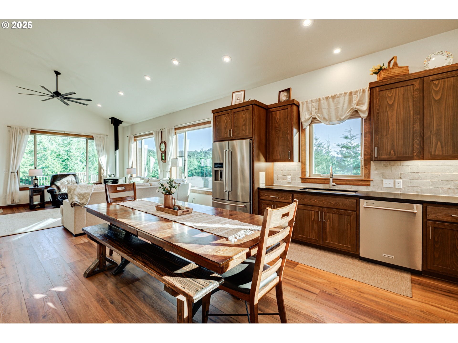 214 BOOTJACK LN