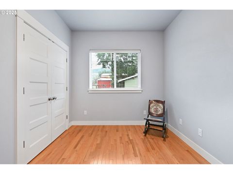 Tiny photo for 81645 Lost Creek Rd, Dexter, OR 97431 (MLS # 322814711)