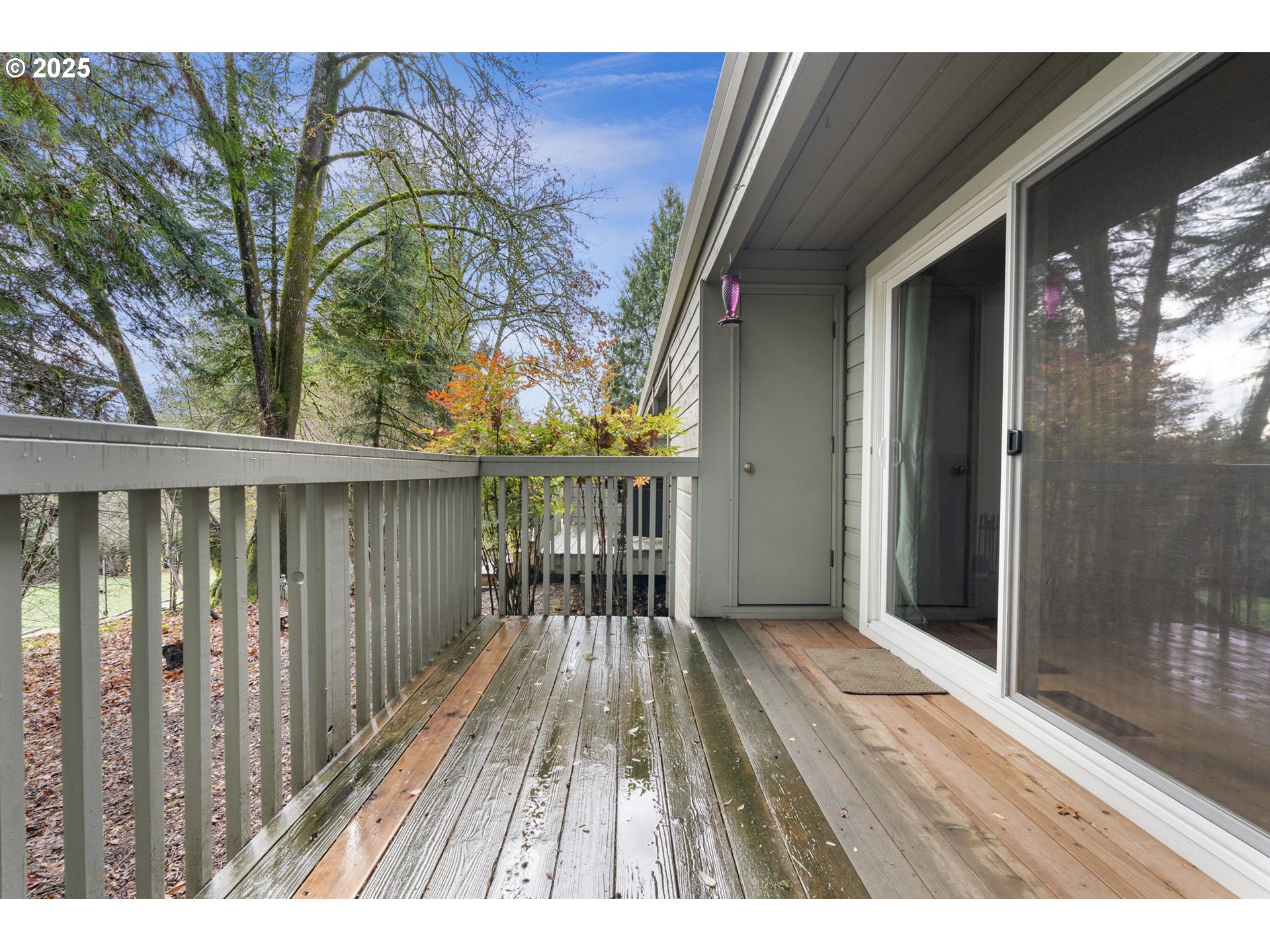 4880 SW SCHOLLS FERRY RD 32