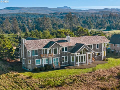 A home in Gearhart