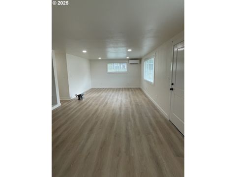 Tiny photo for 287 E 3rd St, Lowell, OR 97452 (MLS # 346012767)