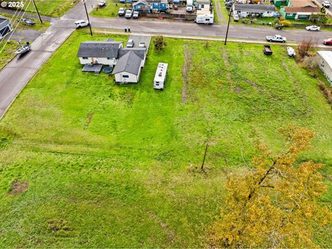Tiny photo for 287 E 3rd St, Lowell, OR 97452 (MLS # 346012767)