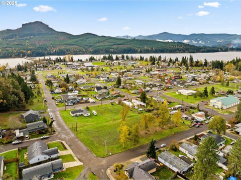 Tiny photo for 287 E 3rd St, Lowell, OR 97452 (MLS # 346012767)