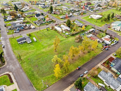 Tiny photo for 287 E 3rd St, Lowell, OR 97452 (MLS # 346012767)