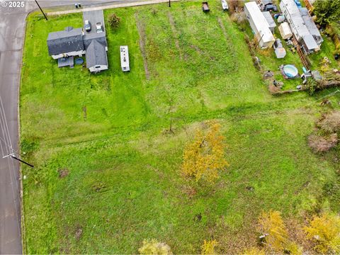 Tiny photo for 287 E 3rd St, Lowell, OR 97452 (MLS # 346012767)