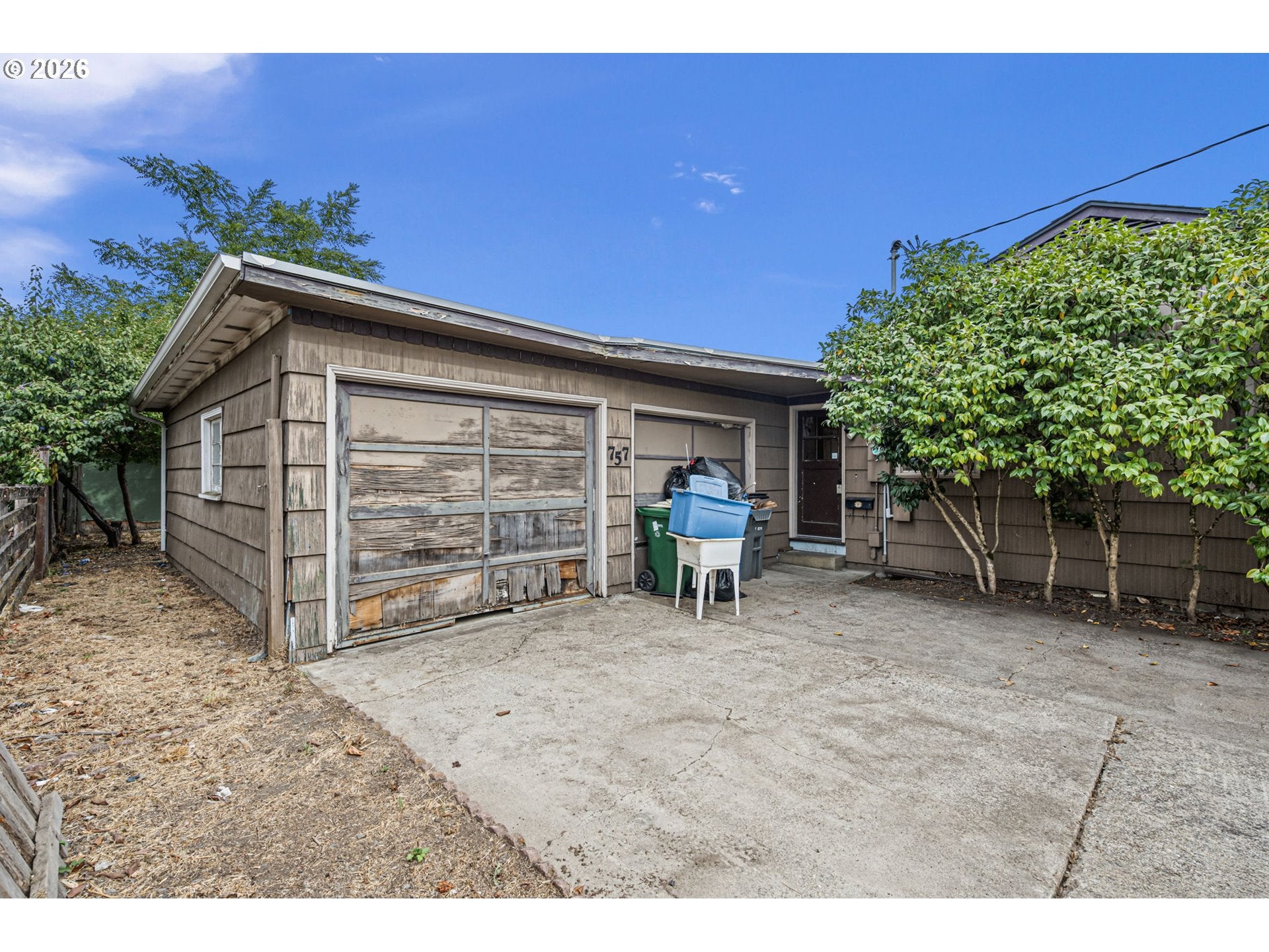 757 BERNTZEN RD