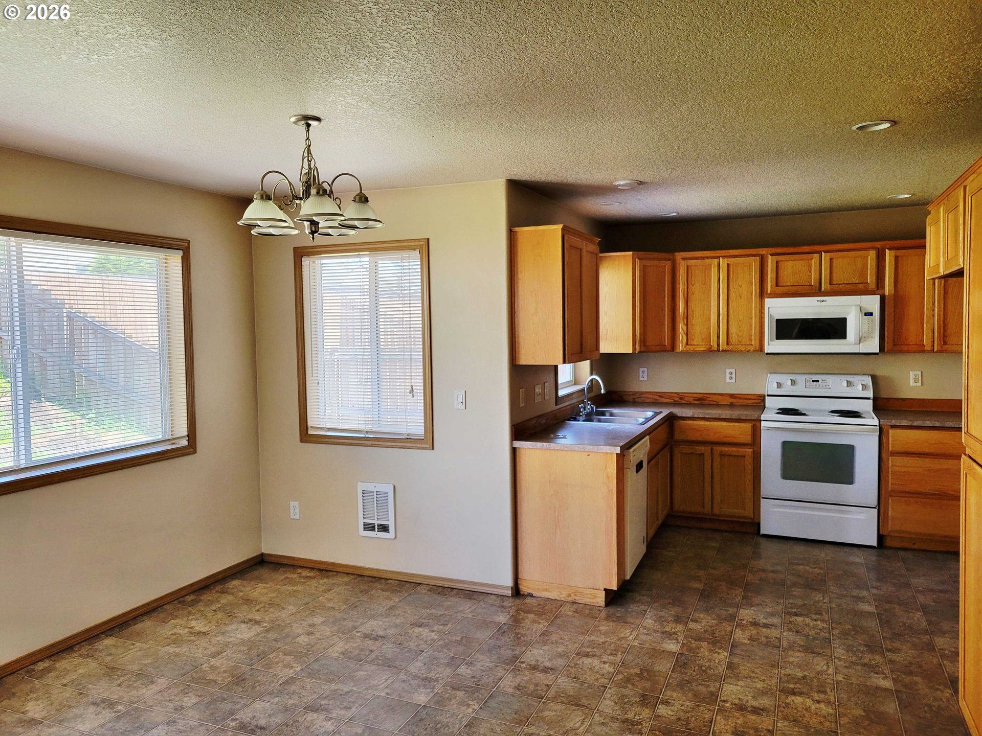 2316 NW 4TH ST