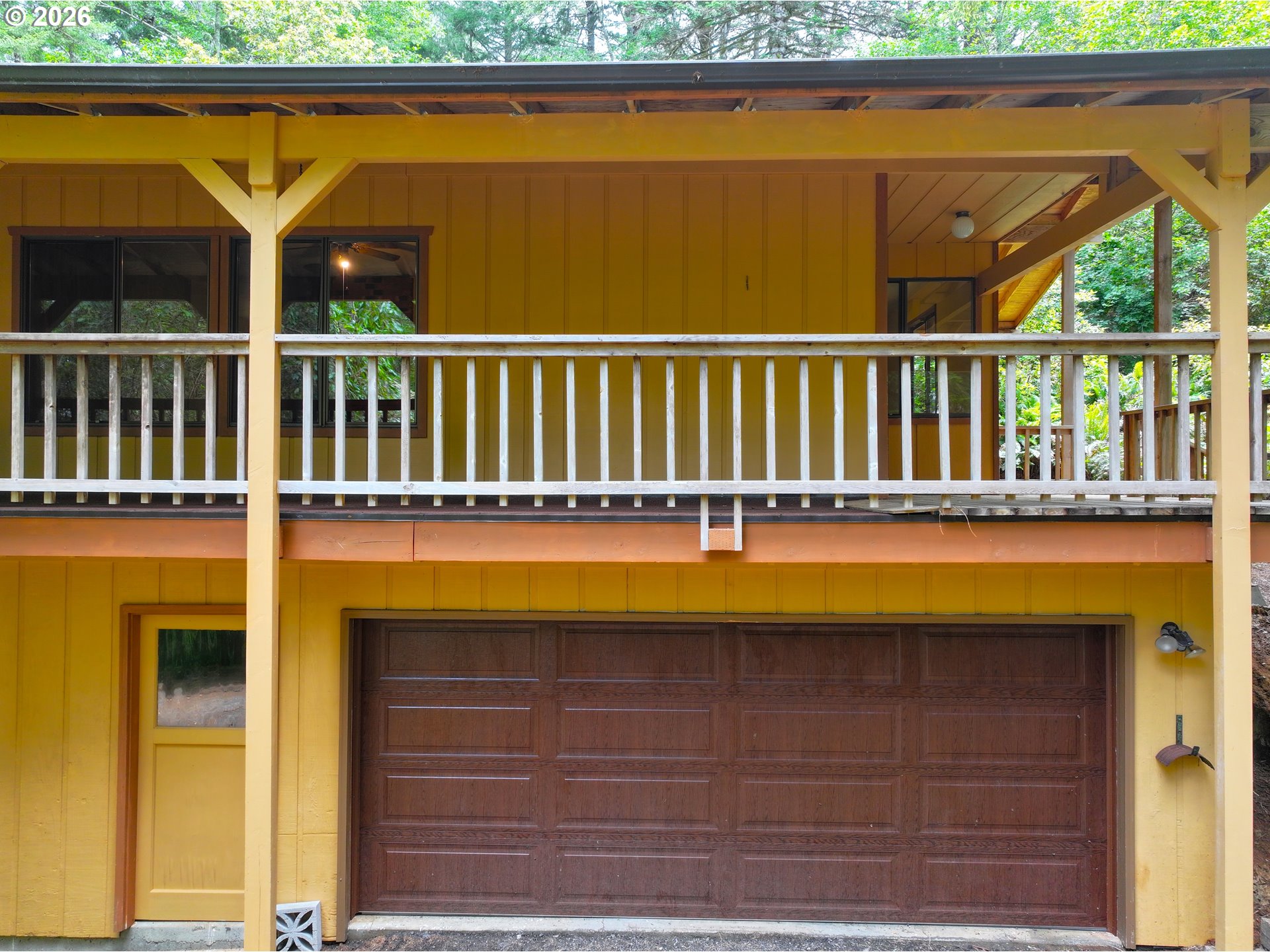 19133 SUNRISE LN