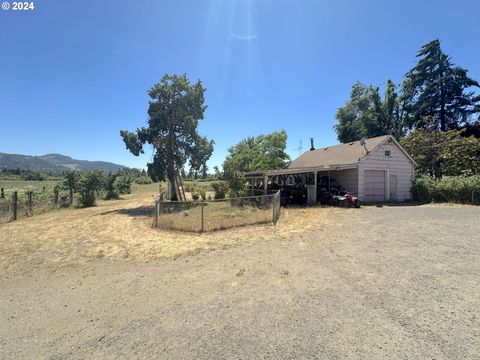 82815 S MILL ST Creswell OR 97426