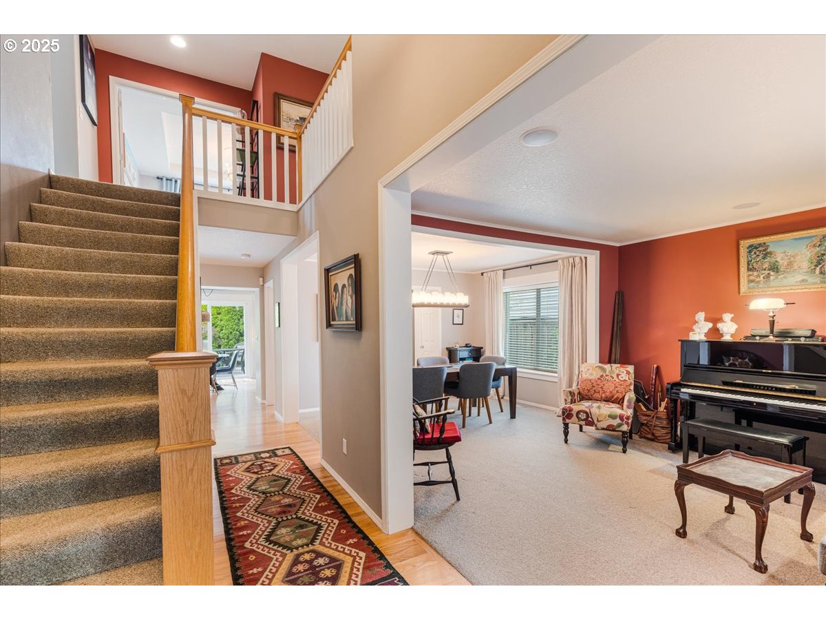 2498 NE 10TH AVE
