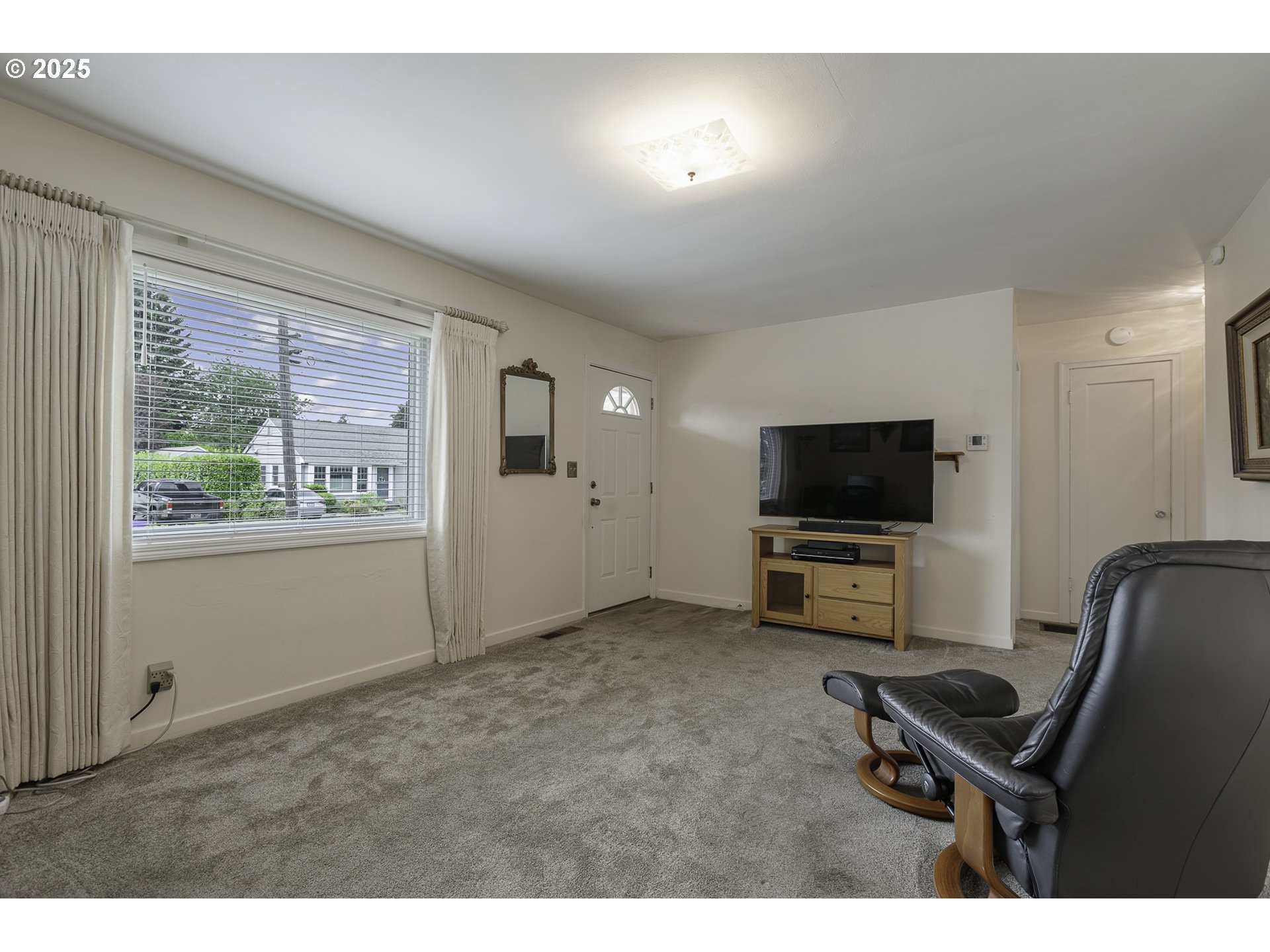 1216 NE 80TH AVE
