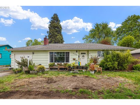 3426 ROYAL AVE Eugene OR 97402