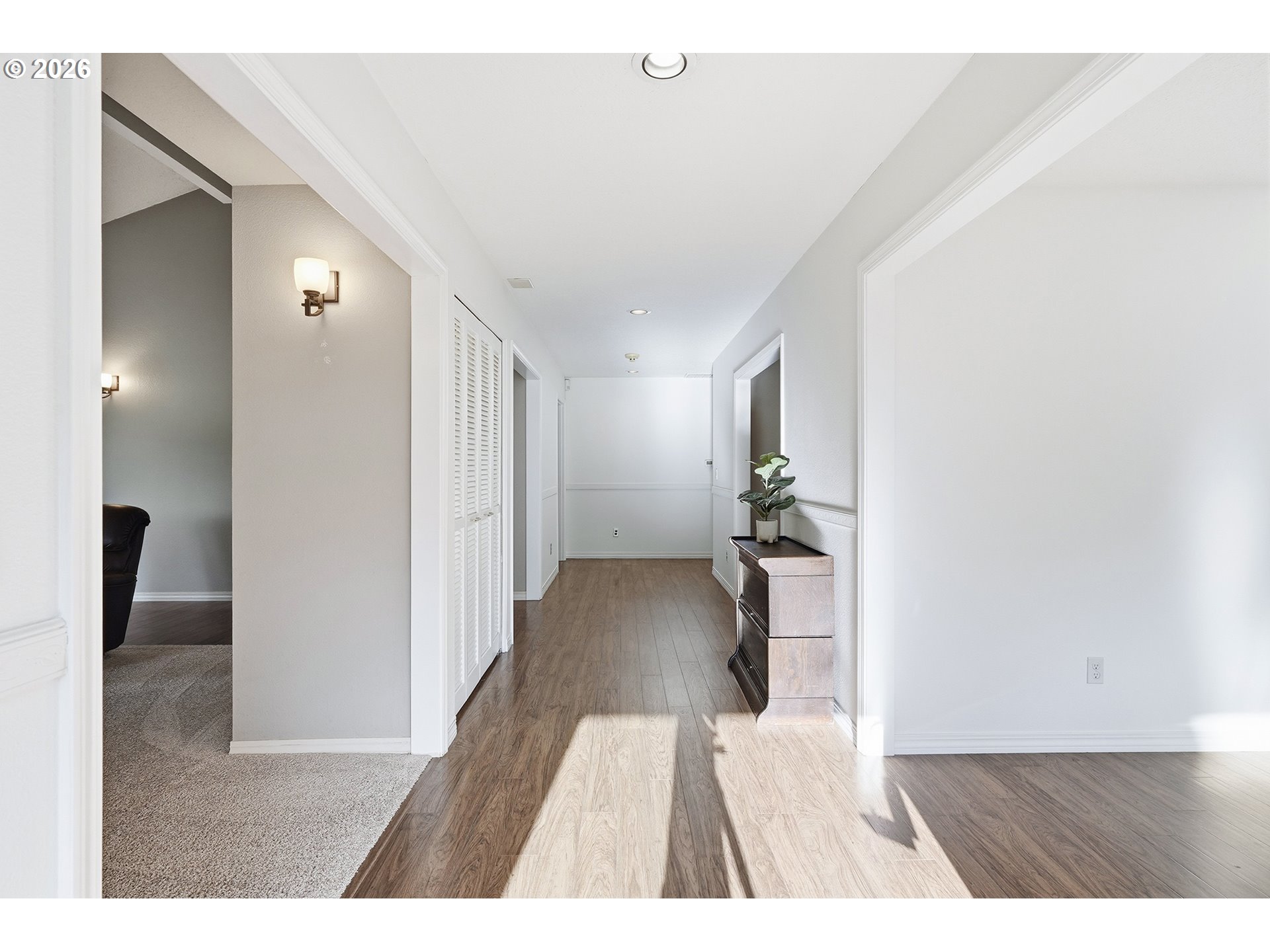 32565 SW LAKE POINT CT