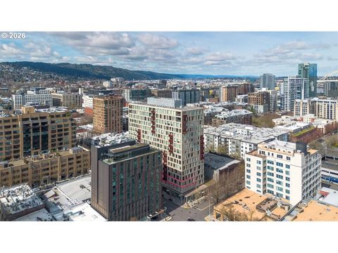 937 NW GLISAN ST 337 Portland OR 97209