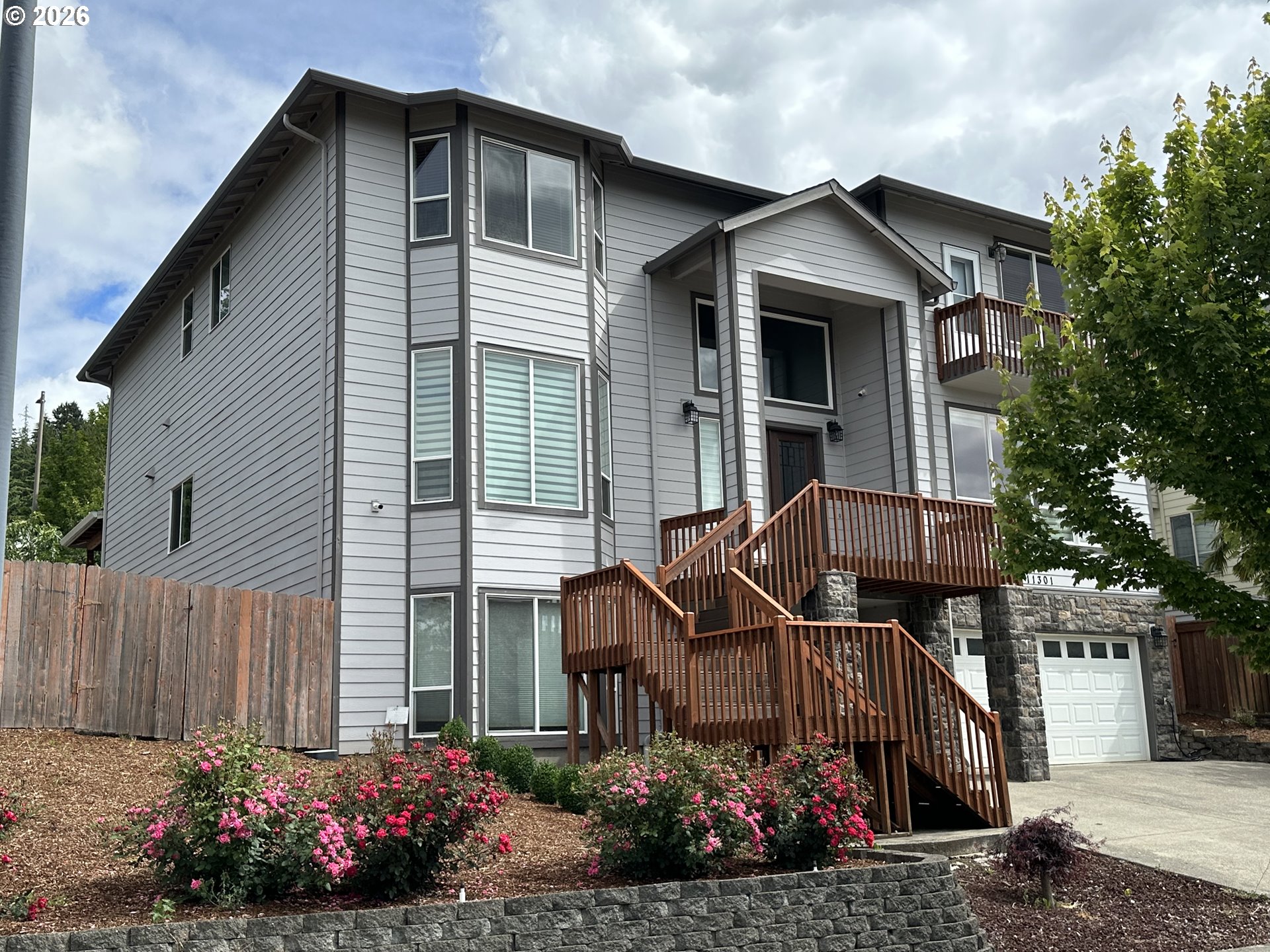 11301 SE CASCADE VIEW DR