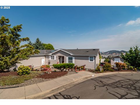 110 MORNING CREST CT Roseburg OR 97471