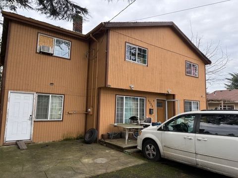 5235 NE 73RD AVE Portland OR 97218