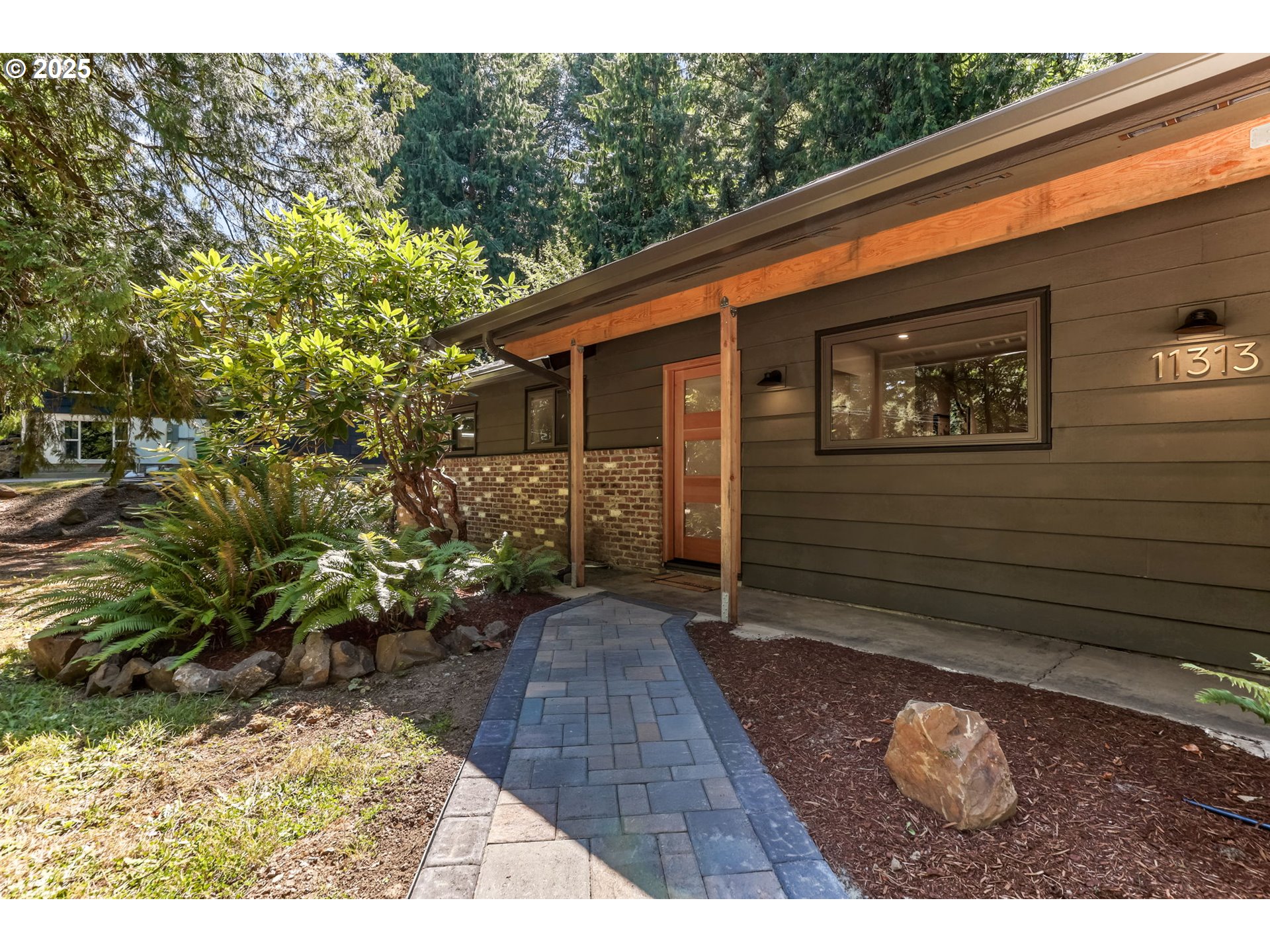 11313 SW 33RD AVE