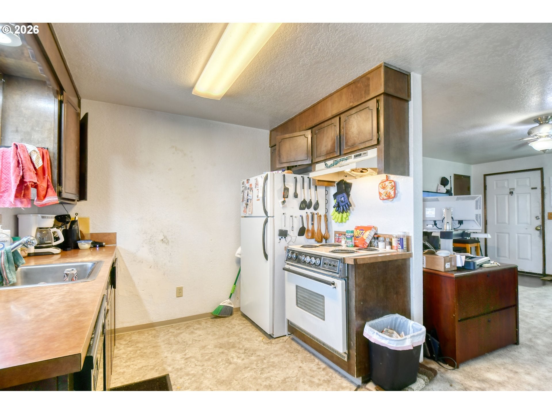 810 SW 10TH ST
