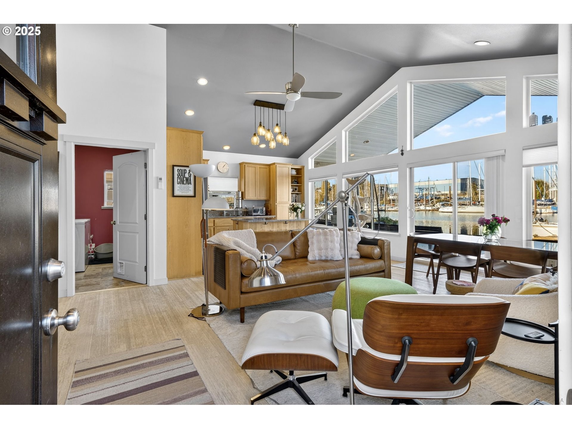 173 NE Bridgeton RD 14