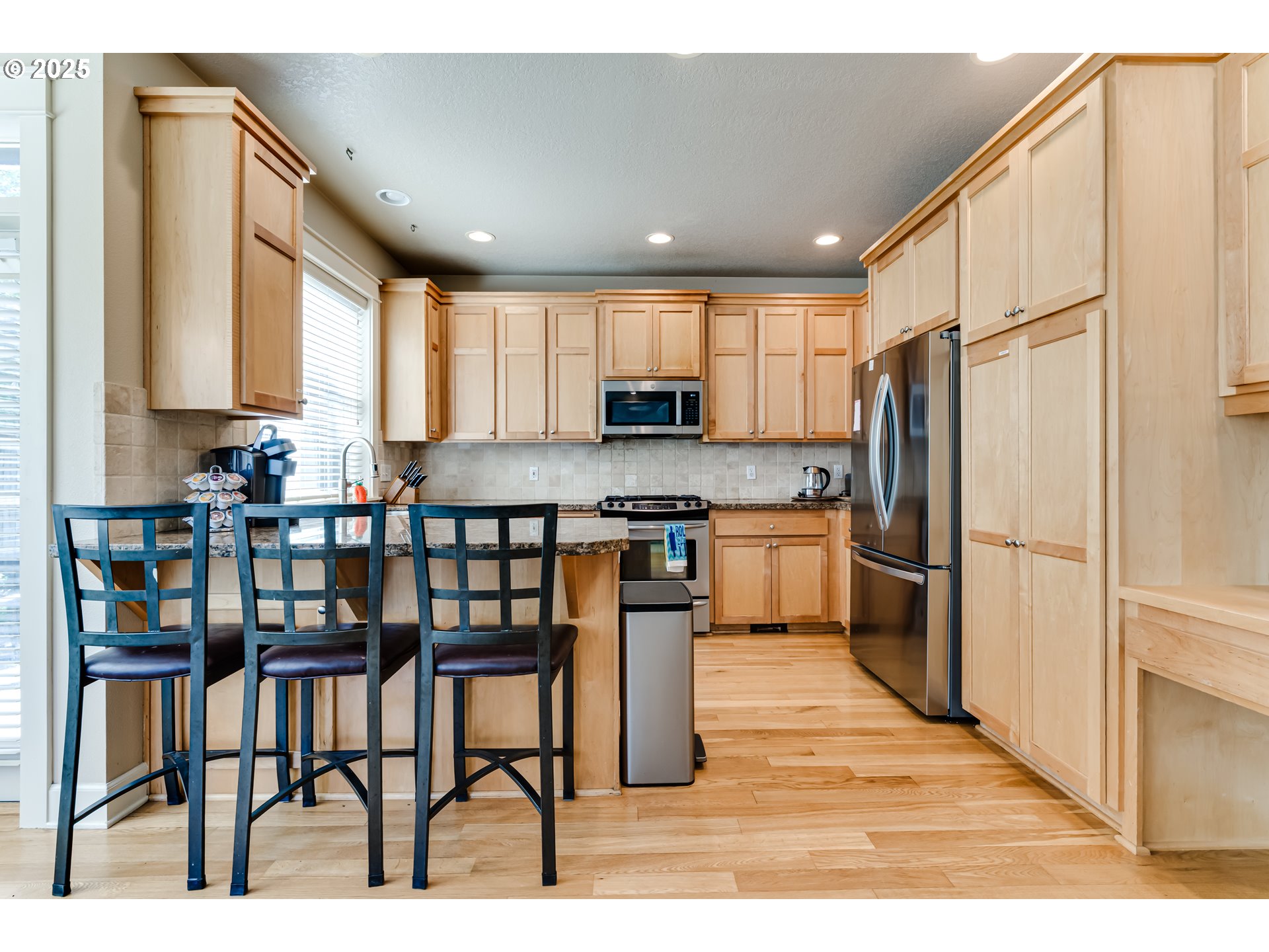 2542 BELLE TERRA DR