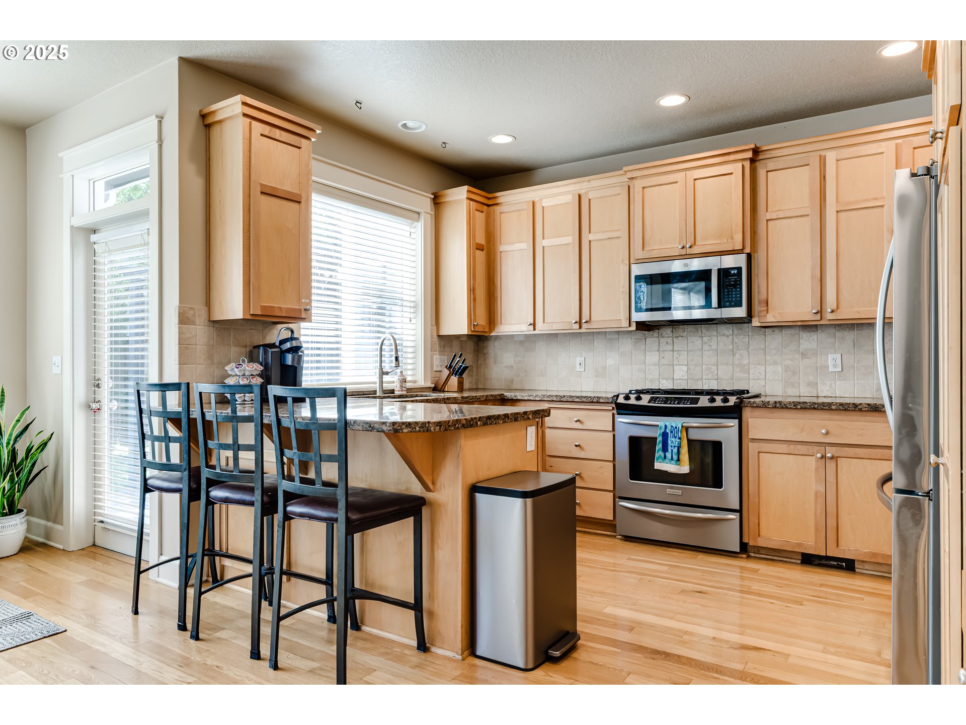 2542 BELLE TERRA DR