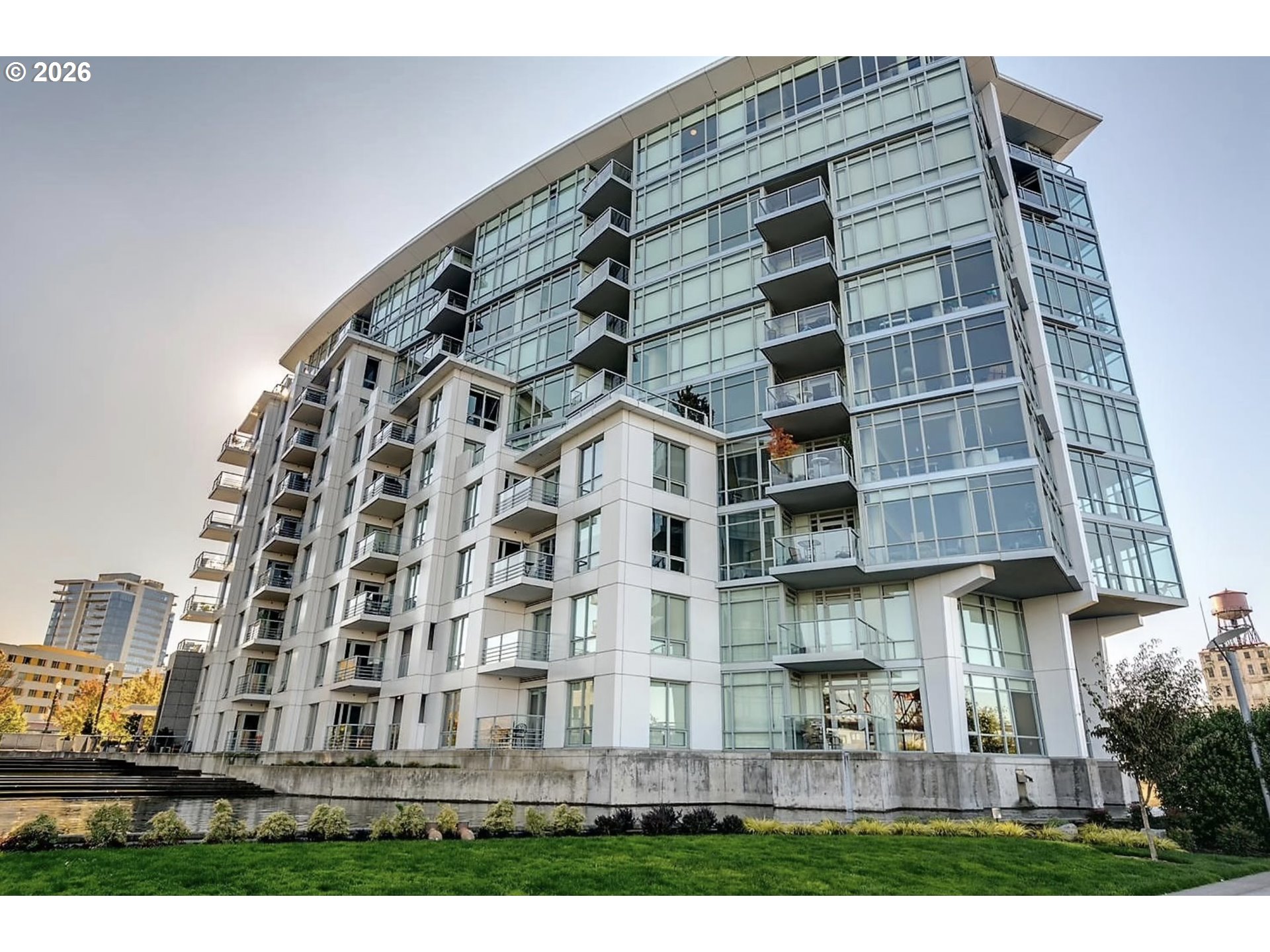 1310 NW NAITO PKWY 707