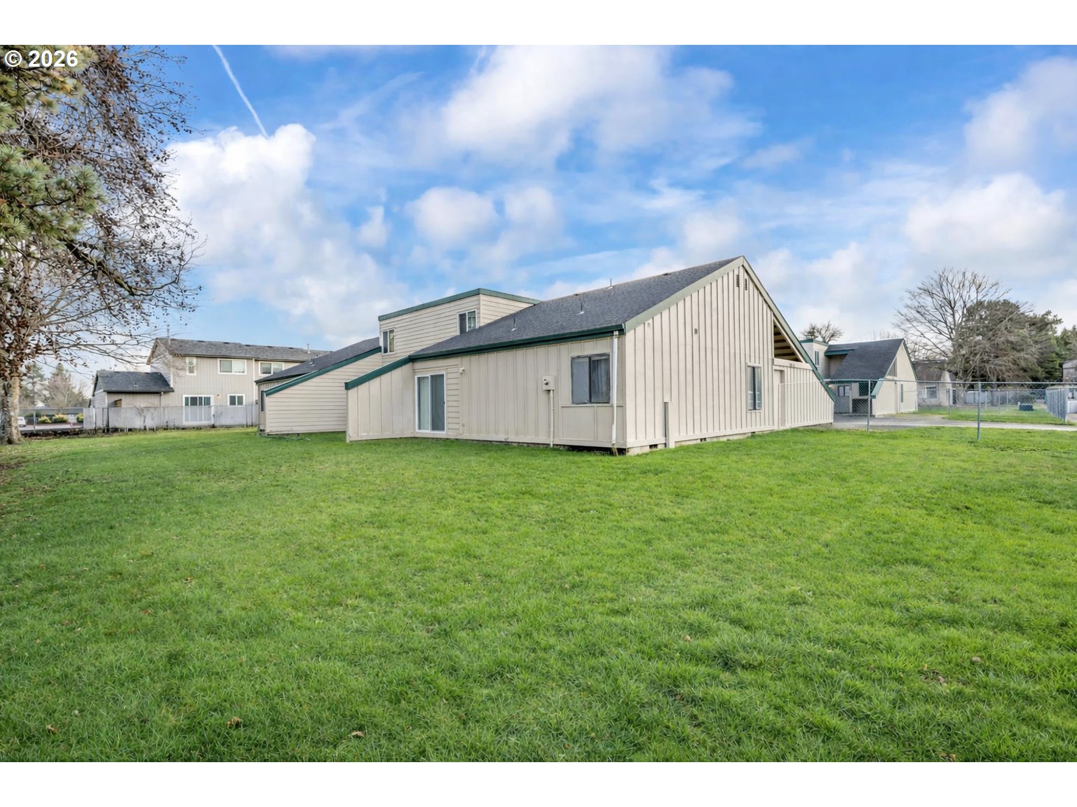 7886 SE STEPHANIE CT