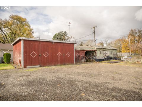 A home in Albany