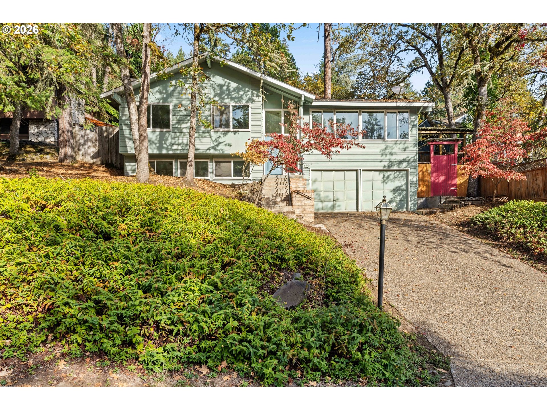 505 LOCHMOOR PL