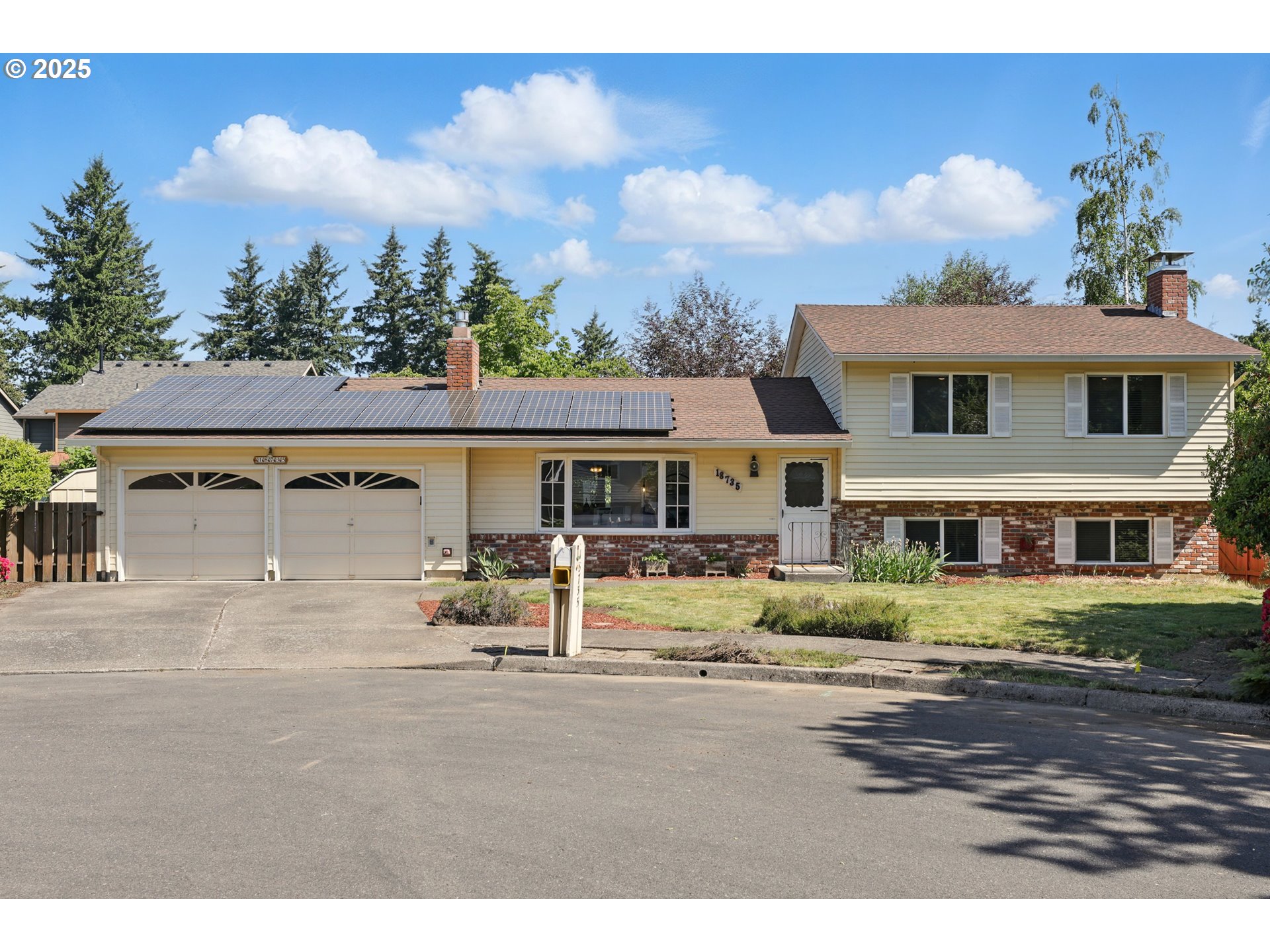 18735 NE WASCO CT