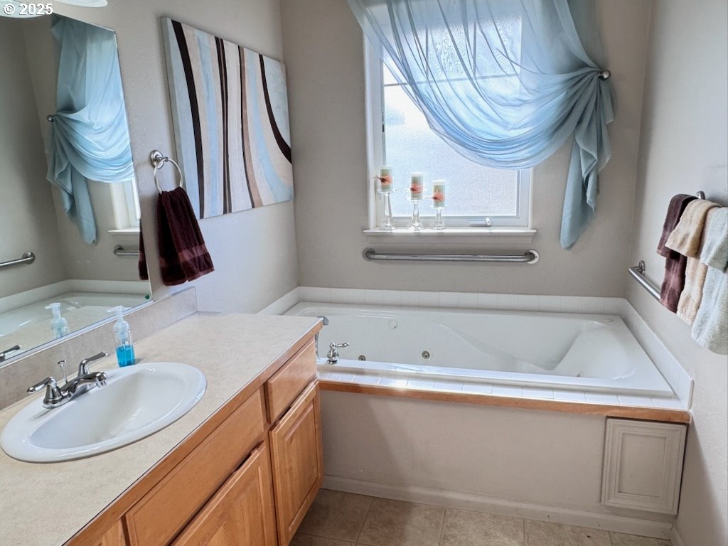 Florence, Oregon 97439, United States, 2 Bedrooms Bedrooms, ,2 BathroomsBathrooms,Residential,Active,250620