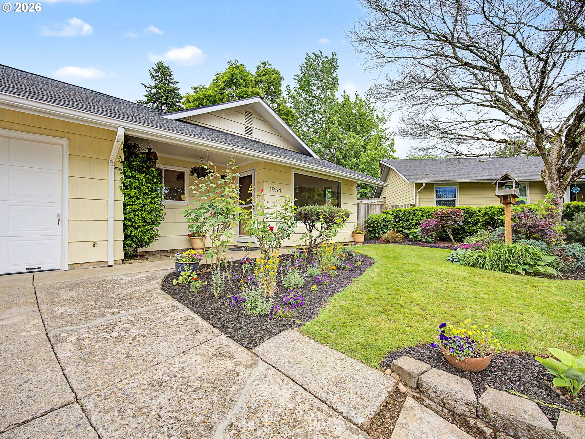 1934 SE 155TH PL