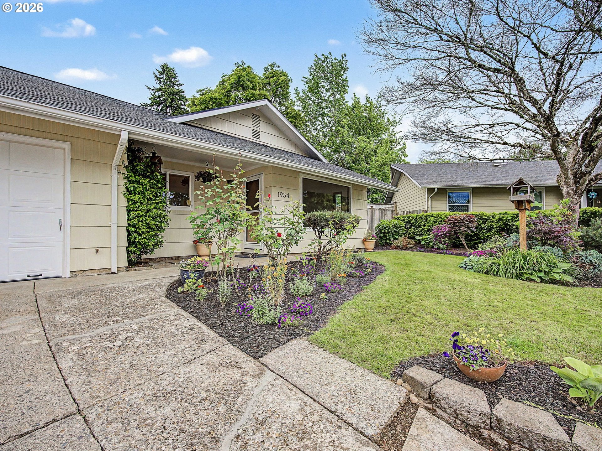 1934 SE 155TH PL