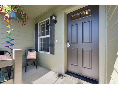 Tiny photo for 1373 Creswood Dr, Creswell, OR 97426 (MLS # 146411091)