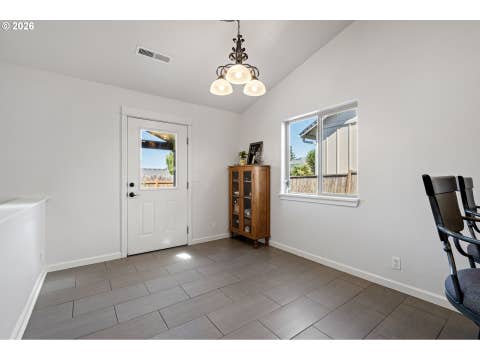 Tiny photo for 1373 Creswood Dr, Creswell, OR 97426 (MLS # 146411091)
