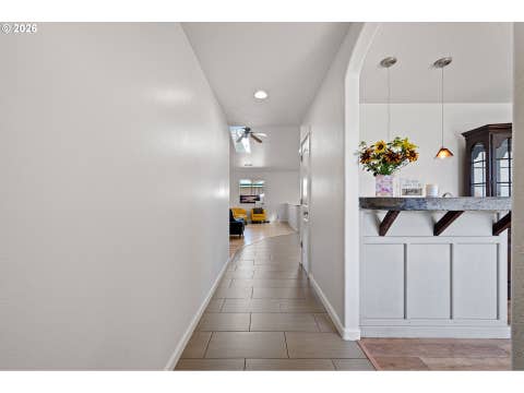 Tiny photo for 1373 Creswood Dr, Creswell, OR 97426 (MLS # 146411091)