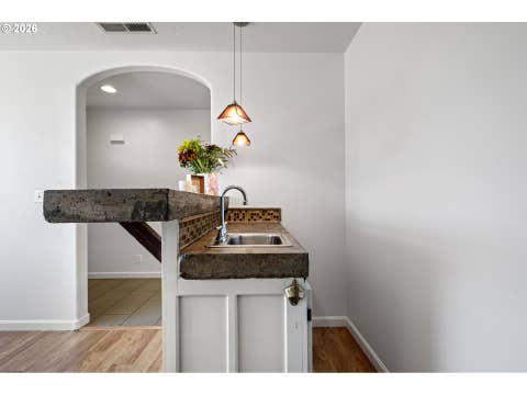 Tiny photo for 1373 Creswood Dr, Creswell, OR 97426 (MLS # 146411091)