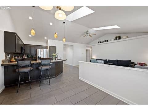 Tiny photo for 1373 Creswood Dr, Creswell, OR 97426 (MLS # 146411091)