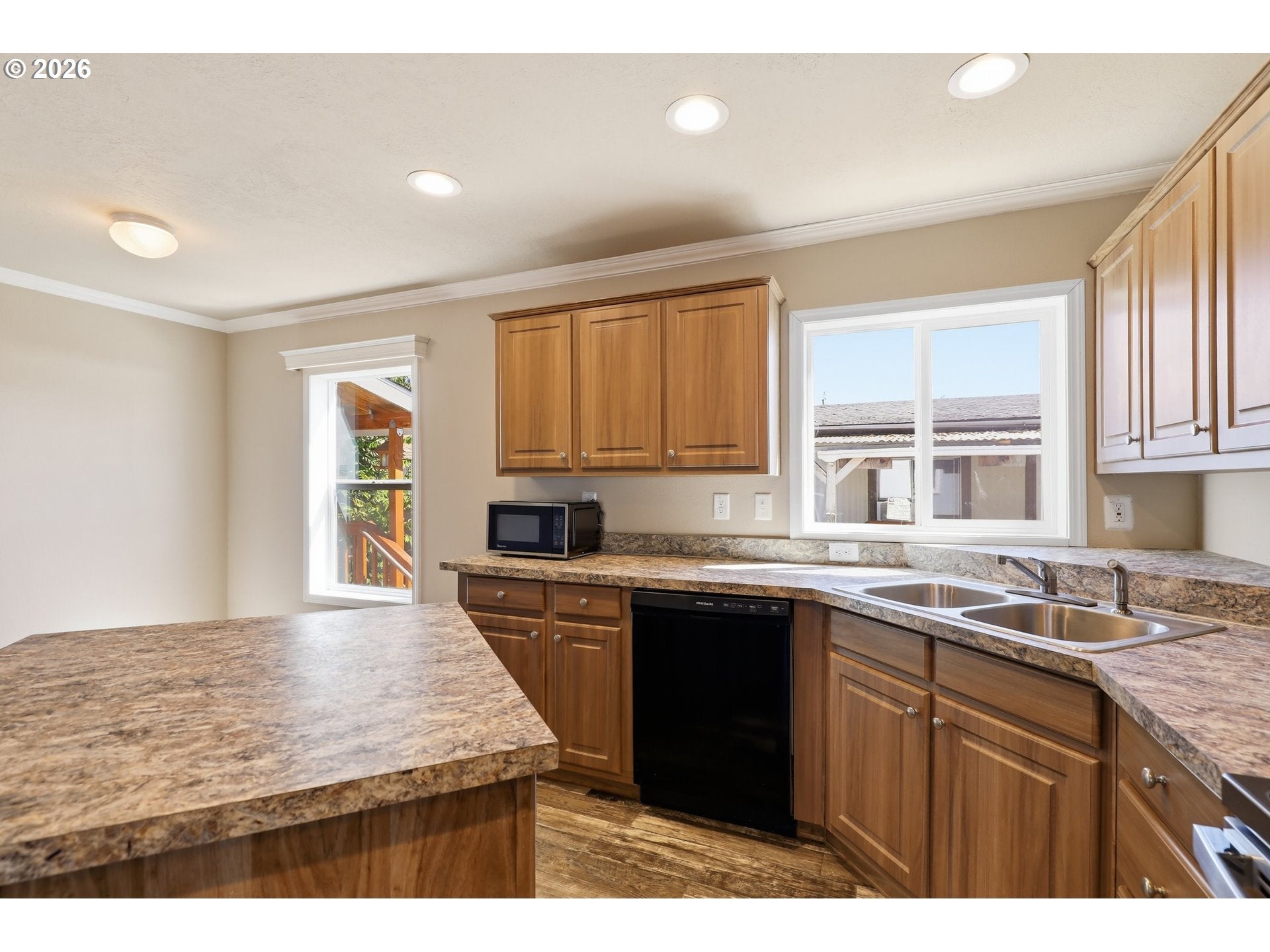 10701 SE HIGHWAY 212 C4