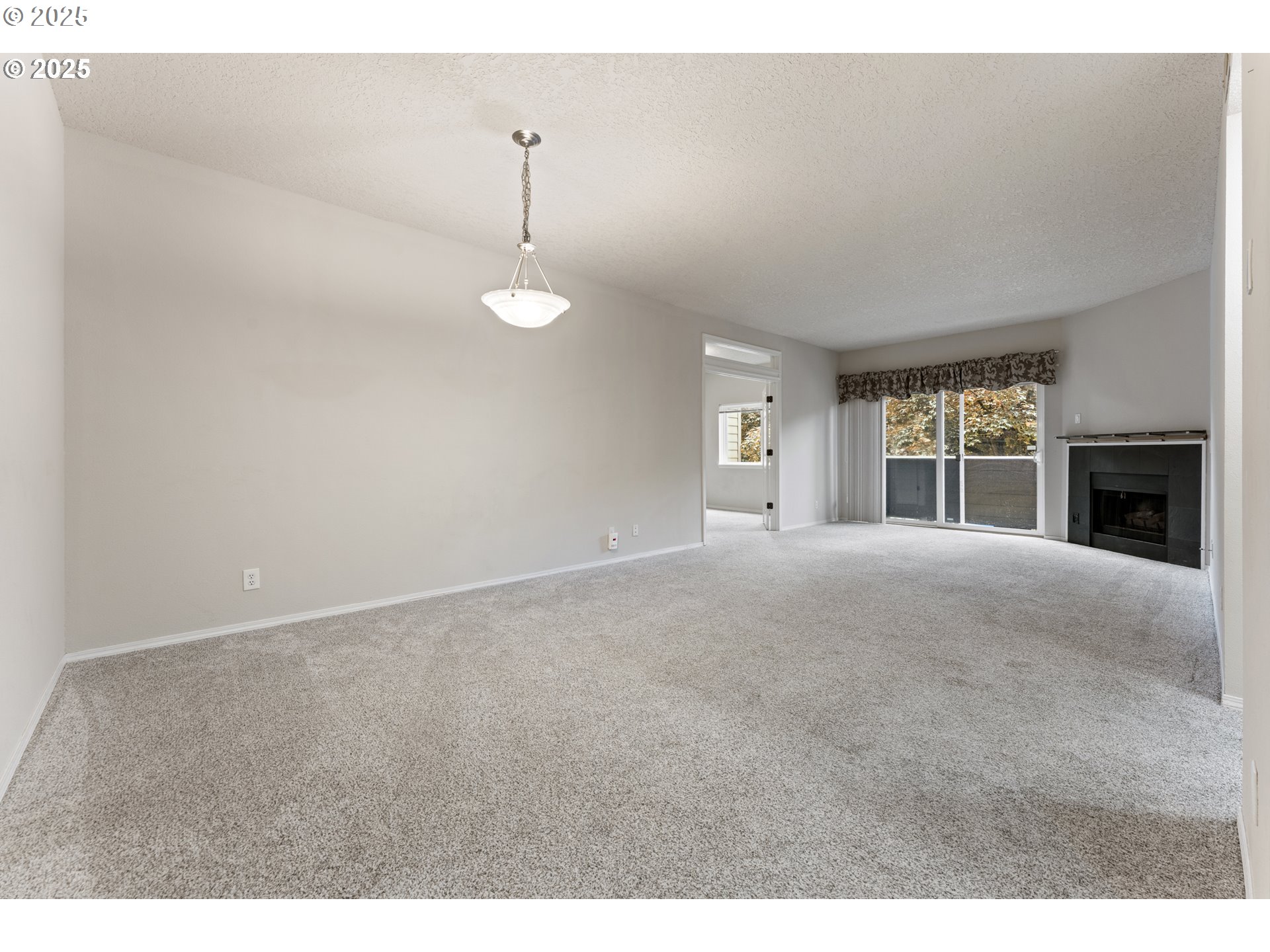 4320 S CORBETT AVE 202