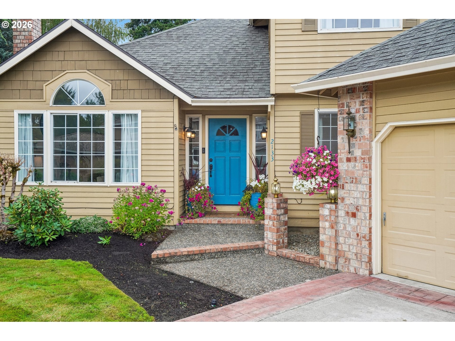 2133 NE 166TH DR