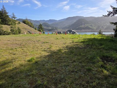 Hume RD 302 Gold Beach OR 97444