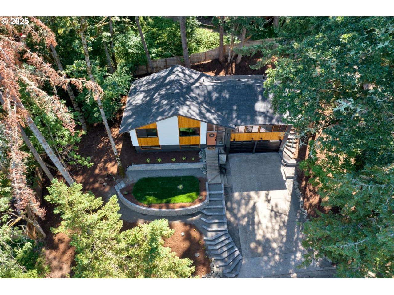396 BRAE BURN DR