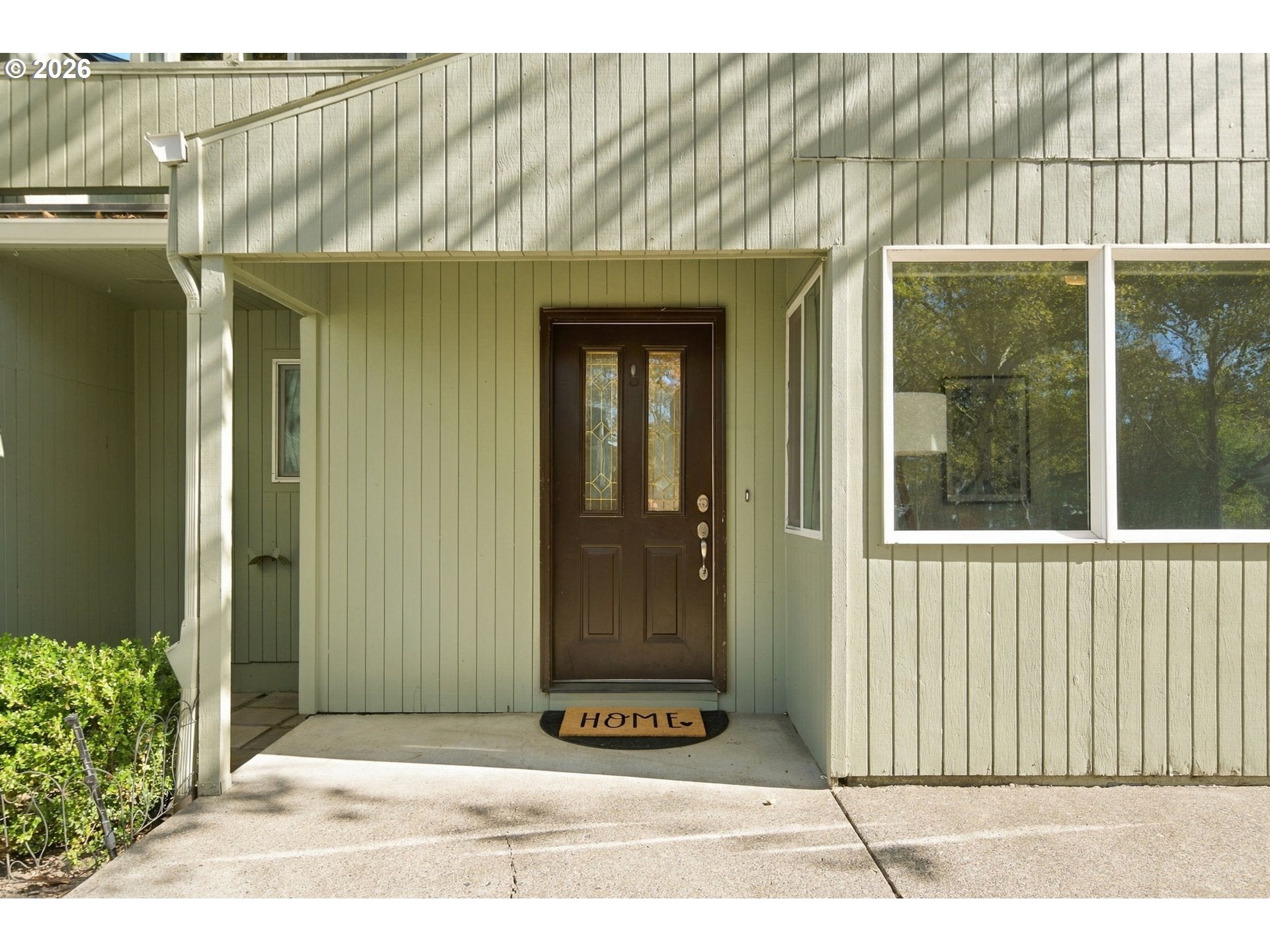 1608 NW ROLLING HILL DR