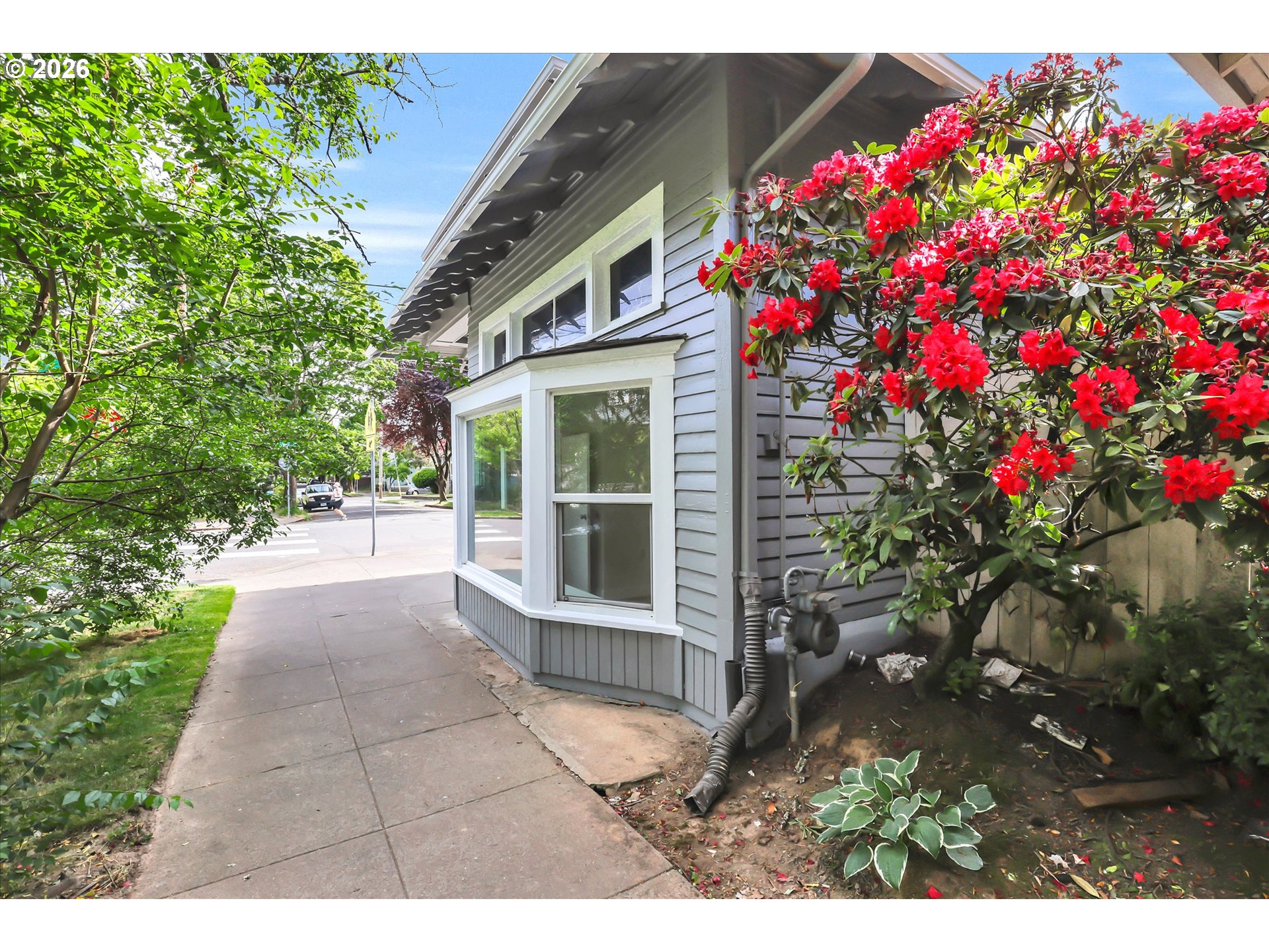 2037 SE 41ST AVE