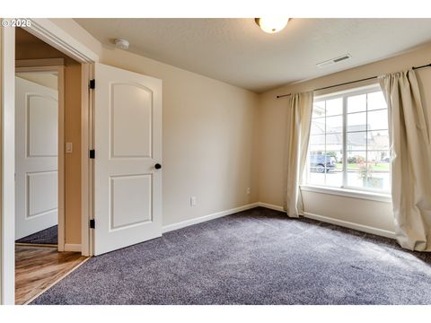 Tiny photo for 362 Camrin Loop, Creswell, OR 97426 (MLS # 549020635)