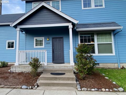 882 JACKIES LN Eugene OR 97404
